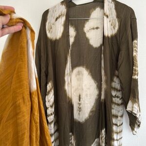 2 tie dye kimonos